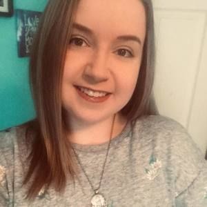 Meet your Posher, Chloe